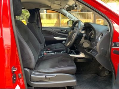2019 Nissan NP 300 Navara 2.5 KING CAB Calibre E Black Edition Pickup รูปที่ 8